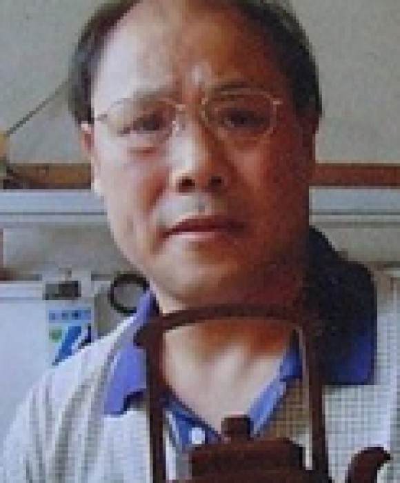 紫砂艺人丁洪斌，工艺美术师