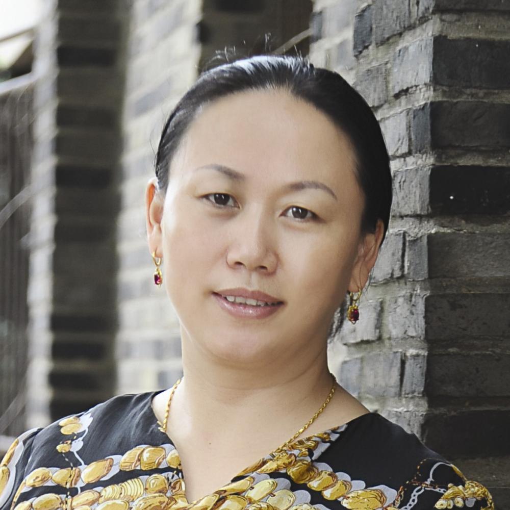 紫砂艺人丁淑萍，高级工艺美术师