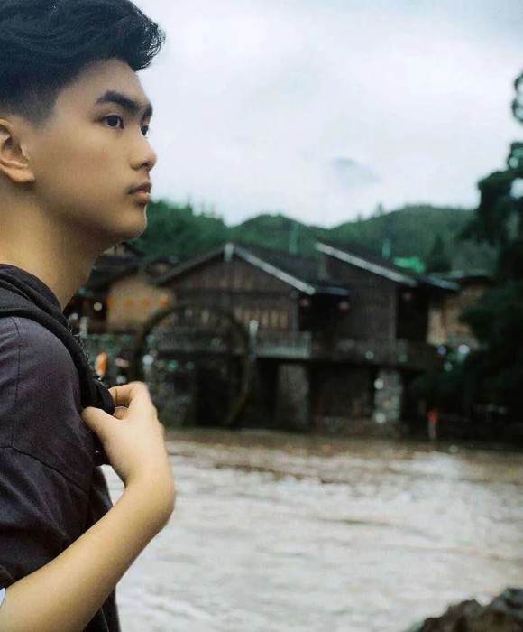 紫砂艺人严宇乐，民间实力派