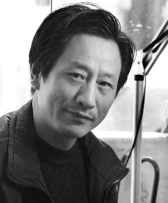 紫砂艺人何光宏，工艺美术师