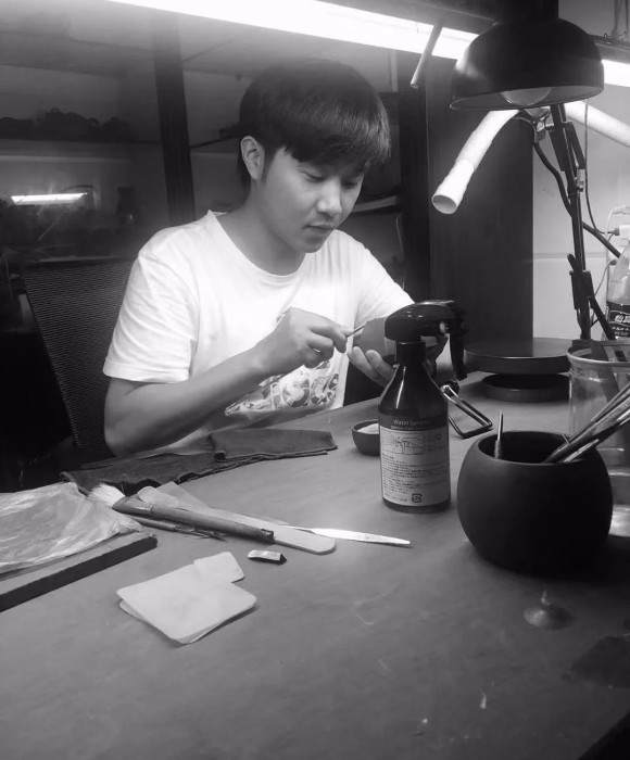 紫砂艺人何欣寅，民间实力派
