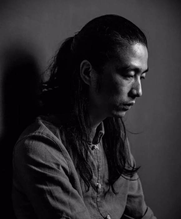 紫砂艺人何流，民间实力派
