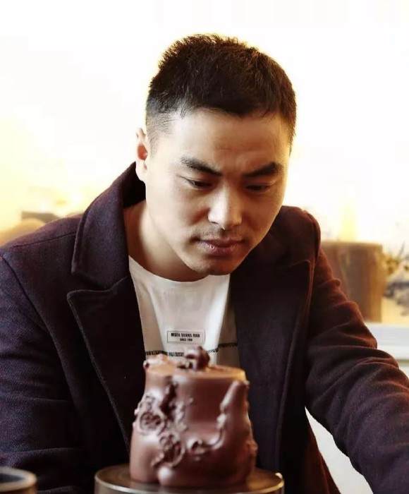 紫砂艺人余之，民间实力派