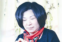 紫砂艺人余美珍，工艺美术师