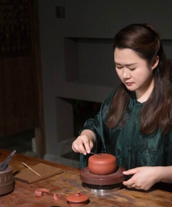 紫砂艺人倪婷，助理工艺美术师