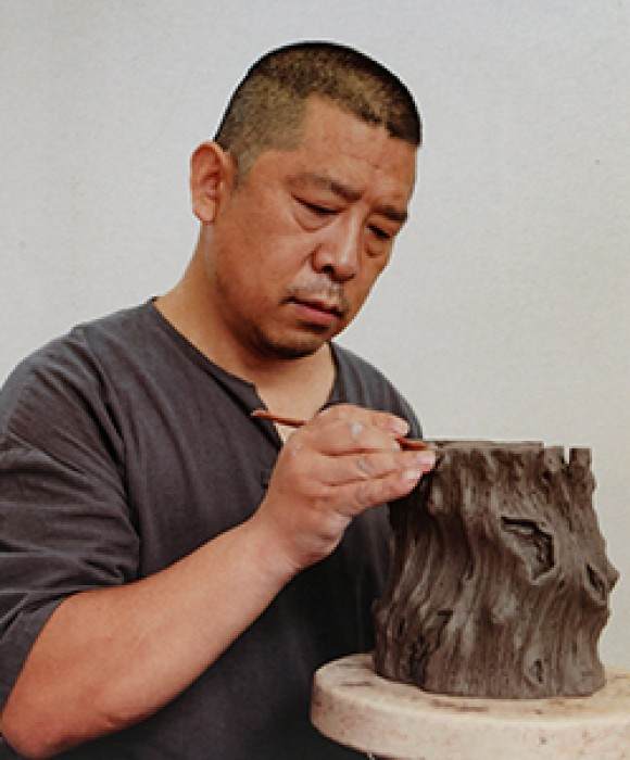 紫砂艺人傅跃飞，工艺美术师