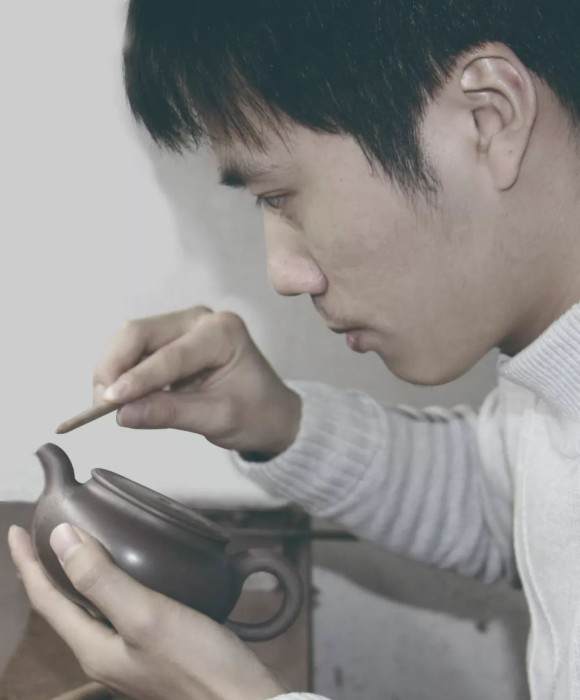 紫砂艺人凌世福，民间实力派