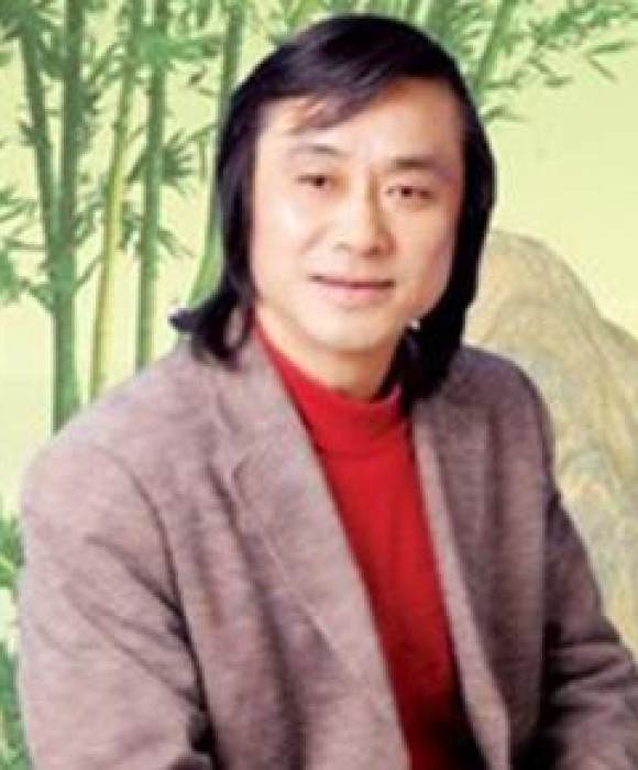 紫砂艺人刘根林，助理工艺美术师