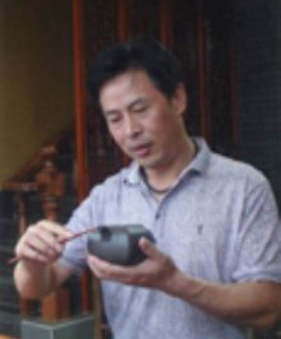紫砂艺人刘海飞，民间实力派