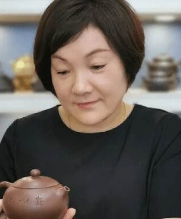 紫砂艺人刘玉霞，民间实力派