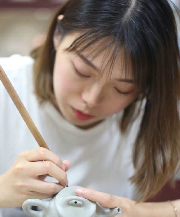 紫砂艺人勇禹愿，工艺美术师