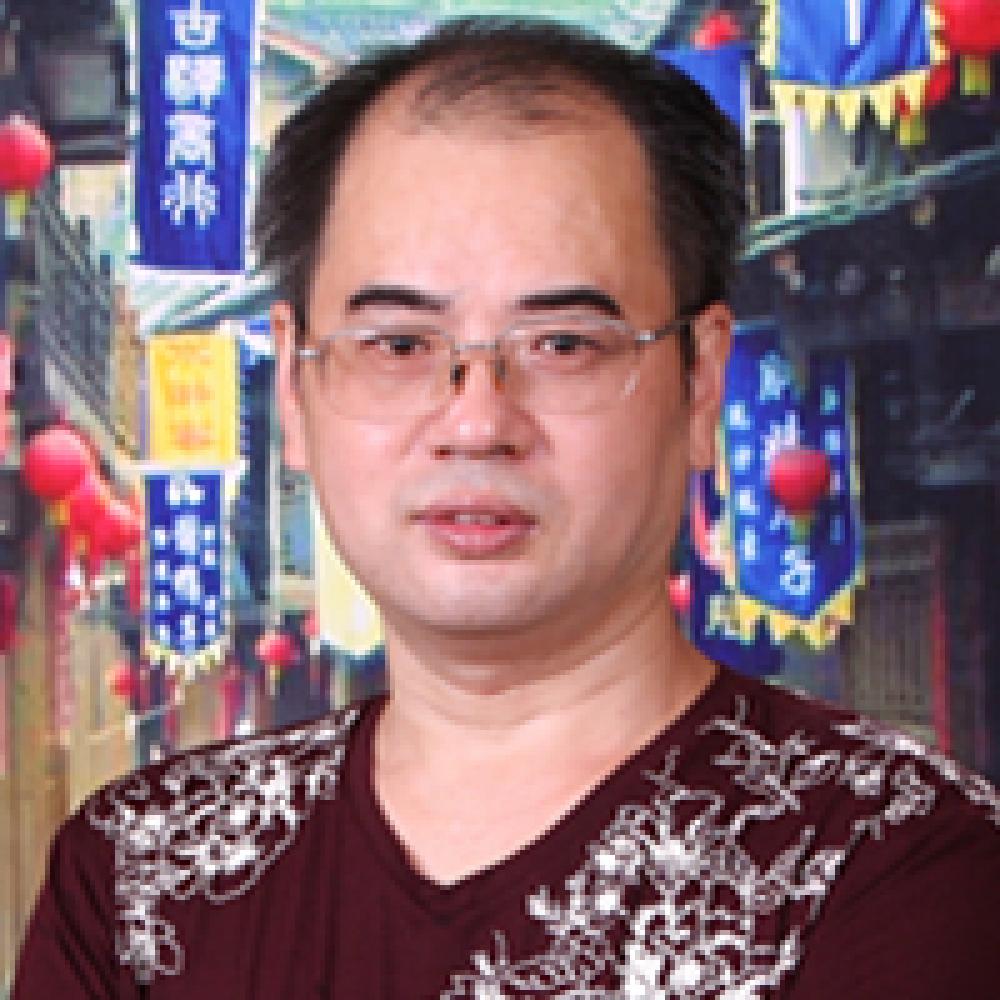 紫砂艺人华建中，高级工艺美术师