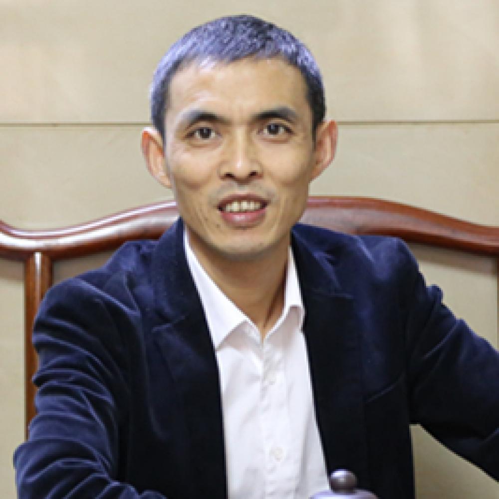 紫砂艺人卢永强，工艺美术师