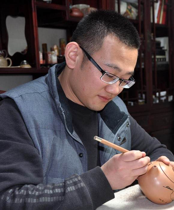 紫砂艺人史翰，助理工艺美术师