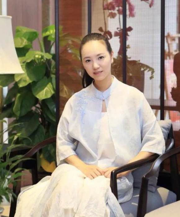 紫砂艺人史雯雅，民间实力派