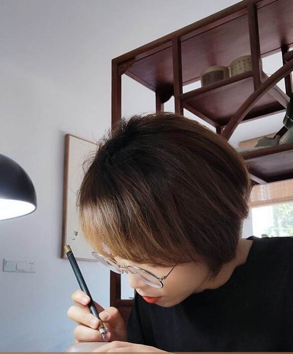 紫砂艺人史青青，助理工艺美术师