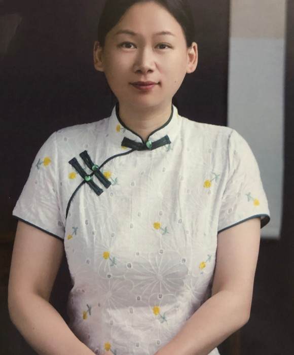 紫砂艺人吴佳，助理工艺美术师
