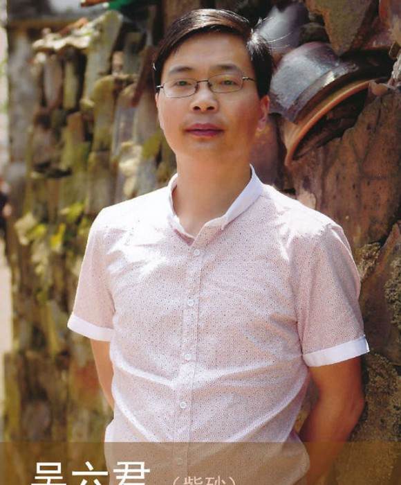 紫砂艺人吴六君，高级工艺美术师