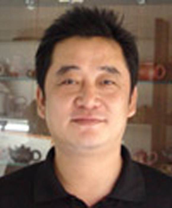 紫砂艺人吴小军，正高级工艺美术师