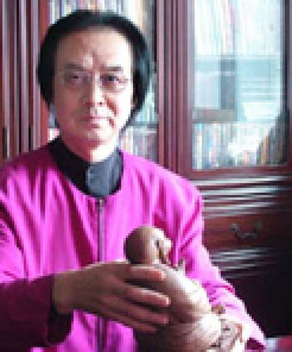 紫砂艺人吴小楣，正高级工艺美术师