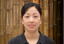 紫砂艺人吴小萍，高级工艺美术师