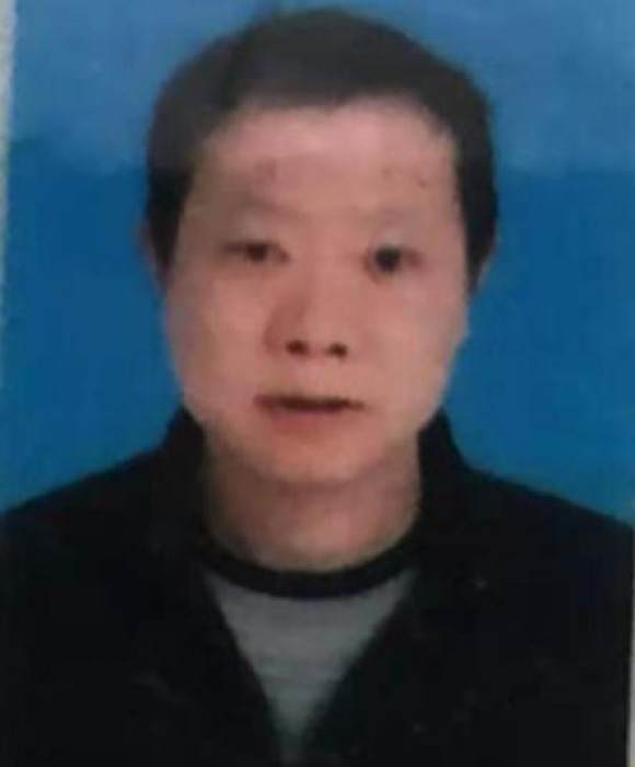 紫砂艺人吴建飞，助理工艺美术师