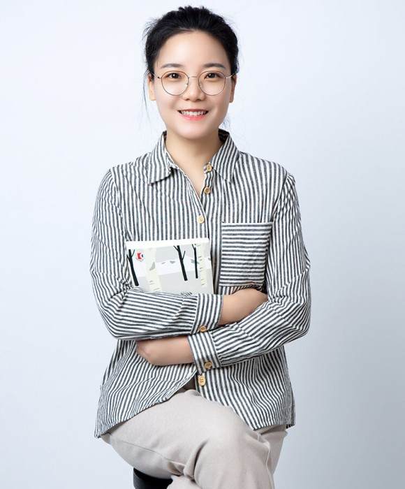 紫砂艺人吴笛，助理工艺美术师