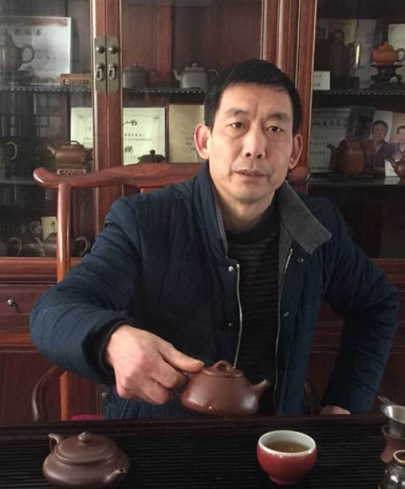 紫砂艺人吴行其，高级工艺美术师