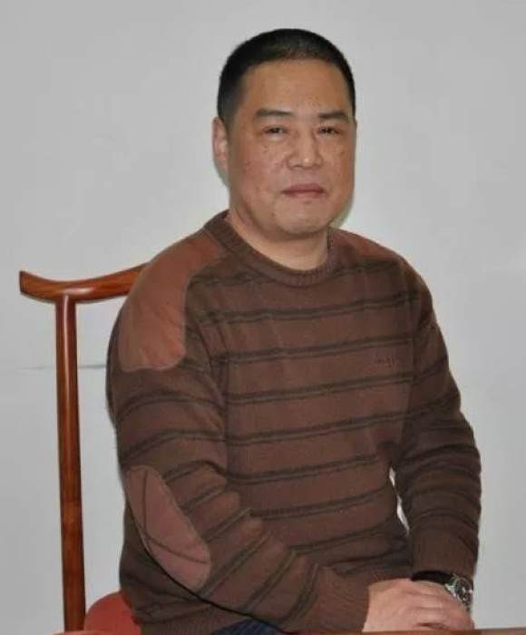 紫砂艺人吴赛春，正高级工艺美术师