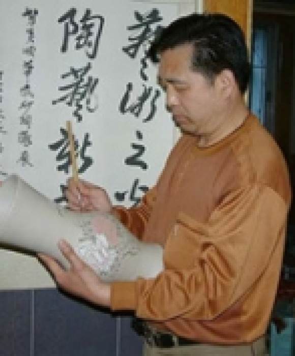 紫砂艺人吴顺华，工艺美术师