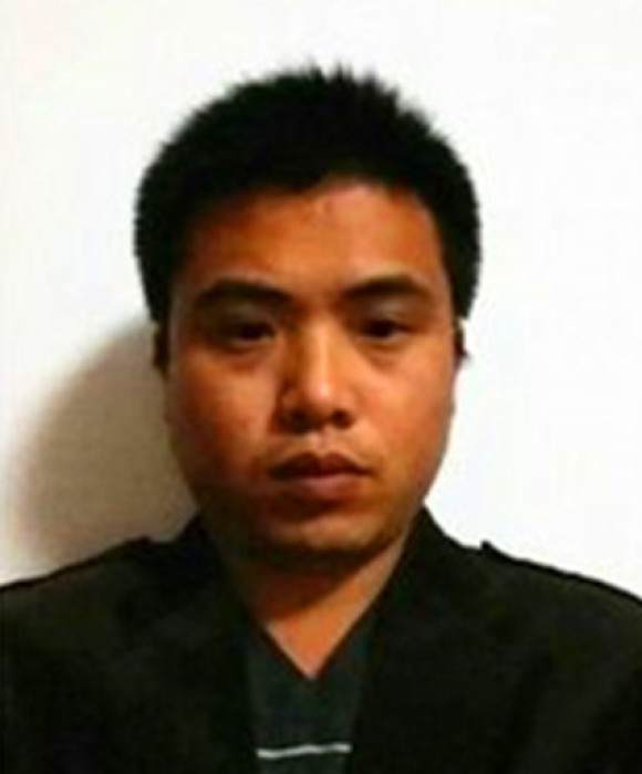 紫砂艺人周亮，助理工艺美术师