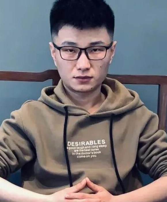 紫砂艺人周文强，民间实力派
