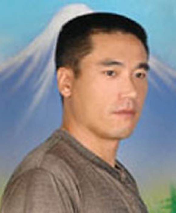 紫砂艺人唐田，高级工艺美术师