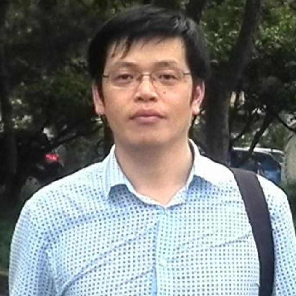 紫砂艺人唐红平，高级工艺美术师