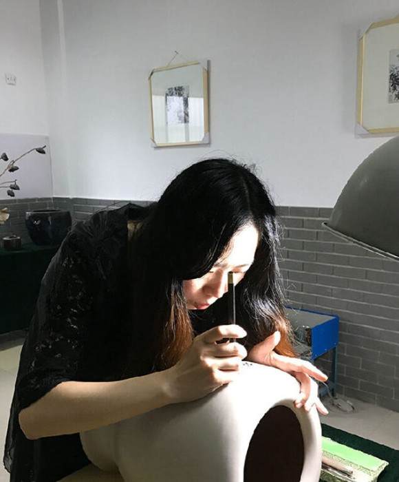 紫砂艺人夏丽，工艺美术师