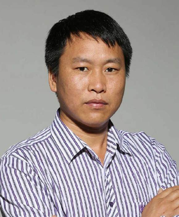 紫砂艺人夏朝军，助理工艺美术师