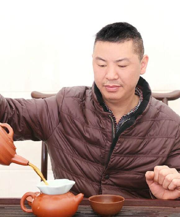 紫砂艺人孔祥正，工艺美术师