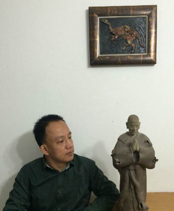 紫砂艺人孙云生，工艺美术师