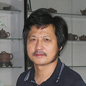 紫砂艺人孙伯春，正高级工艺美术师