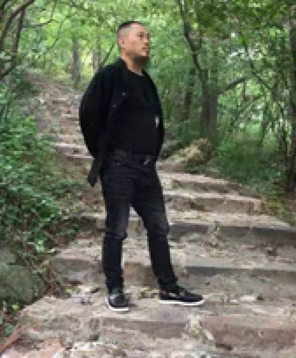 紫砂艺人孙德林，工艺美术师