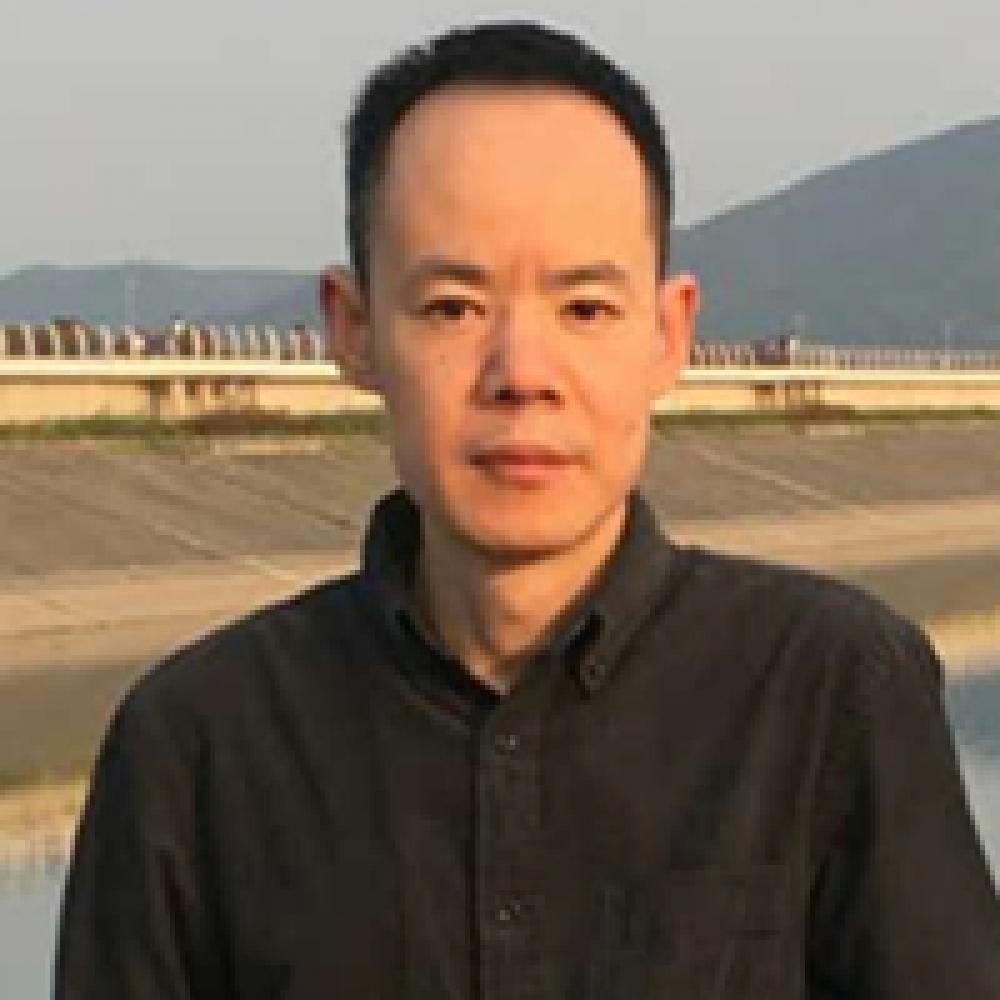 紫砂艺人孙金立，高级工艺美术师