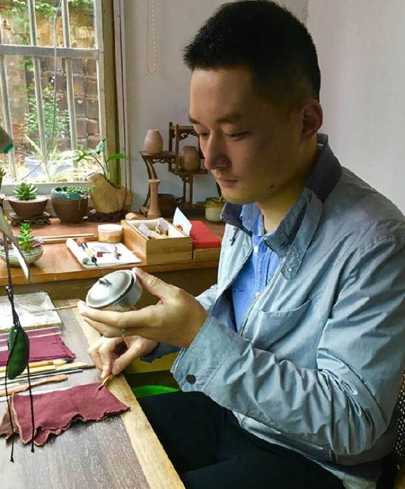 紫砂艺人孙陆，助理工艺美术师