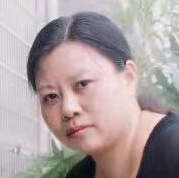 紫砂艺人孙霞，工艺美术师