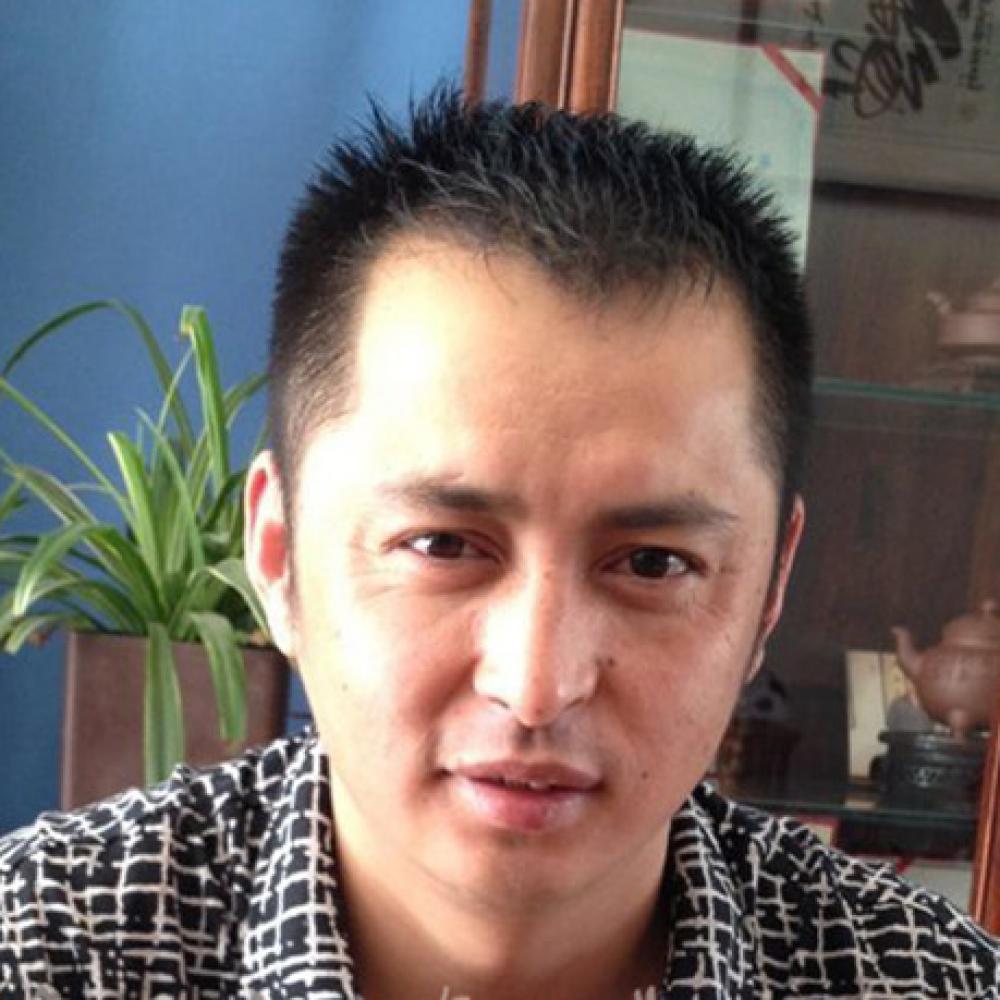 紫砂艺人孟小军，正高级工艺美术师