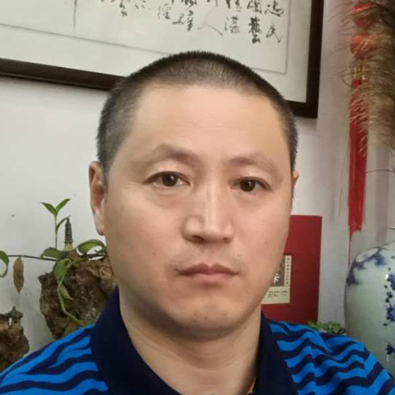 紫砂艺人宋忠民，工艺美术师