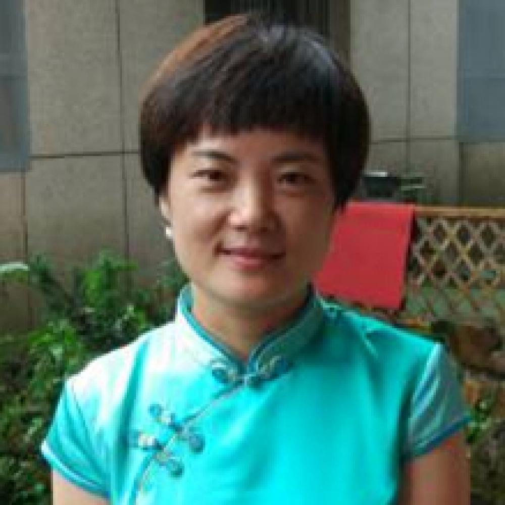 紫砂艺人宋春丽，高级工艺美术师