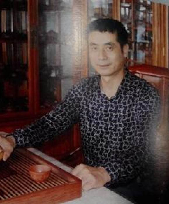 紫砂艺人宗锡明，工艺美术师