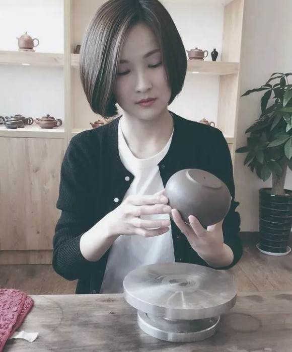 紫砂艺人崔微，民间实力派