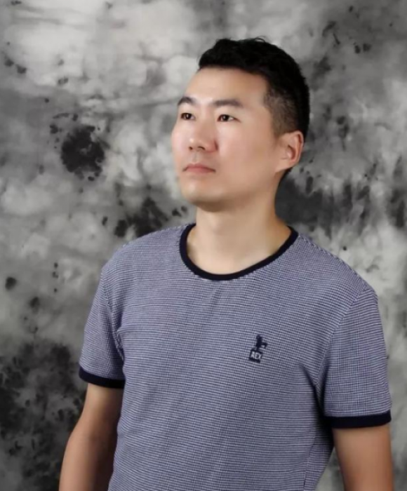 紫砂艺人左子剑，工艺美术师