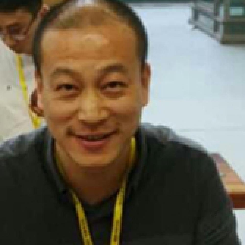 紫砂艺人应林强，工艺美术师